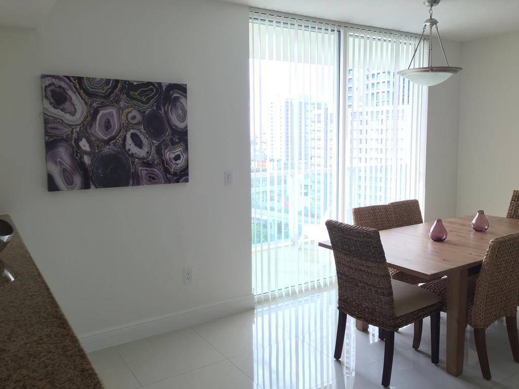 Lyx Suites At One Broadway In Brickell ไมอามี ภายนอก รูปภาพ