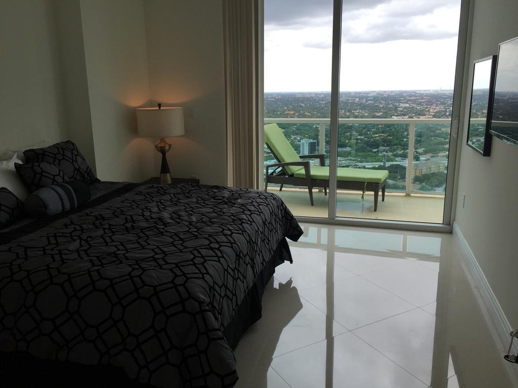 Lyx Suites At One Broadway In Brickell ไมอามี ภายนอก รูปภาพ