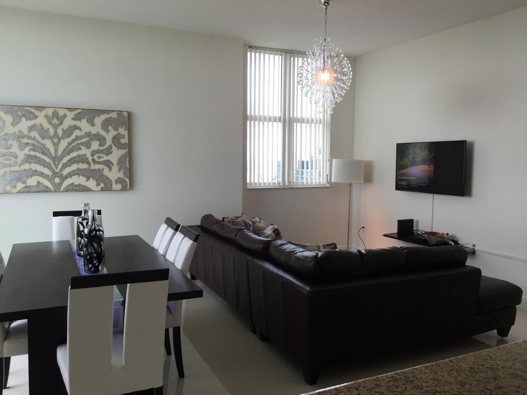 Lyx Suites At One Broadway In Brickell ไมอามี ภายนอก รูปภาพ