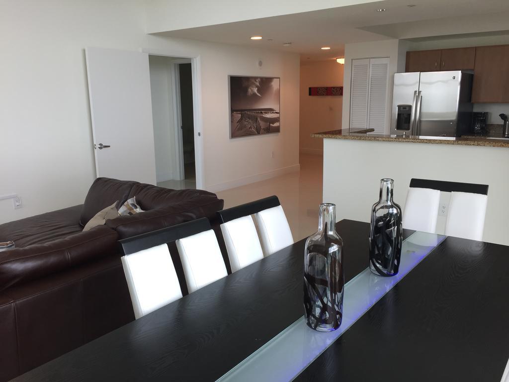 Lyx Suites At One Broadway In Brickell ไมอามี ภายนอก รูปภาพ
