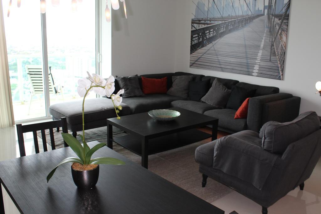 Lyx Suites At One Broadway In Brickell ไมอามี ภายนอก รูปภาพ
