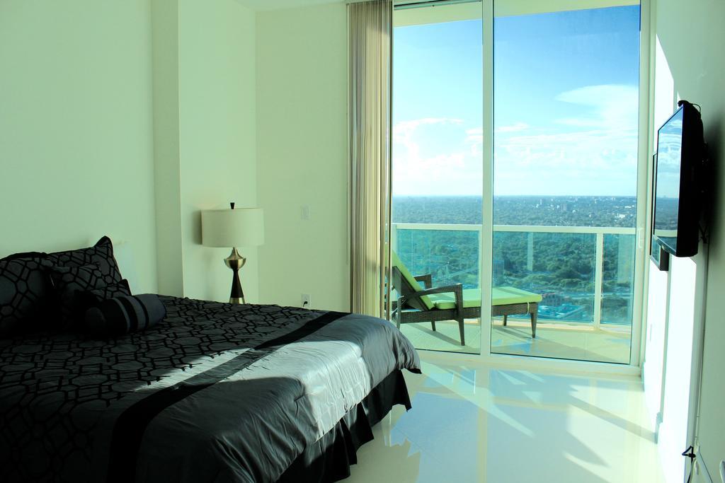 Lyx Suites At One Broadway In Brickell ไมอามี ภายนอก รูปภาพ