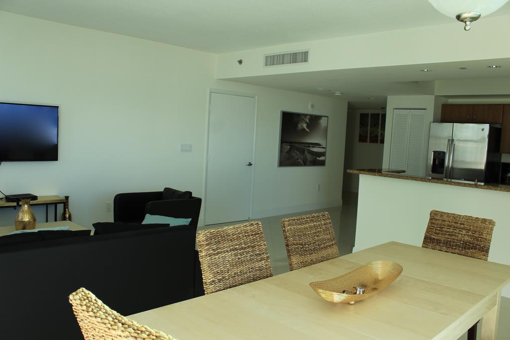 Lyx Suites At One Broadway In Brickell ไมอามี ภายนอก รูปภาพ