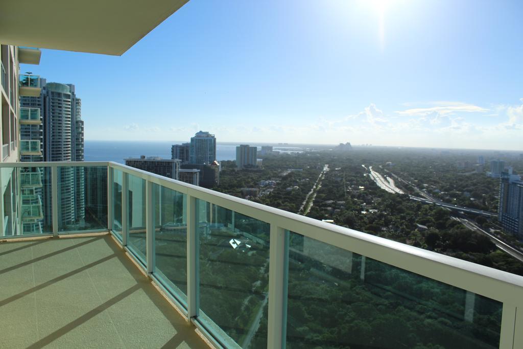 Lyx Suites At One Broadway In Brickell ไมอามี ภายนอก รูปภาพ
