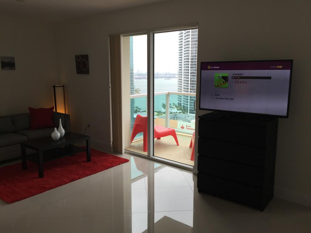 Lyx Suites At One Broadway In Brickell ไมอามี ภายนอก รูปภาพ